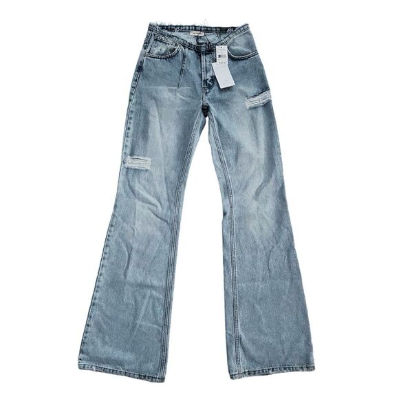 The MANNEI Nula High Rise Flare Jeans in Denim, Lt Blue, NWT, Size 34 - Picture 8 of 16